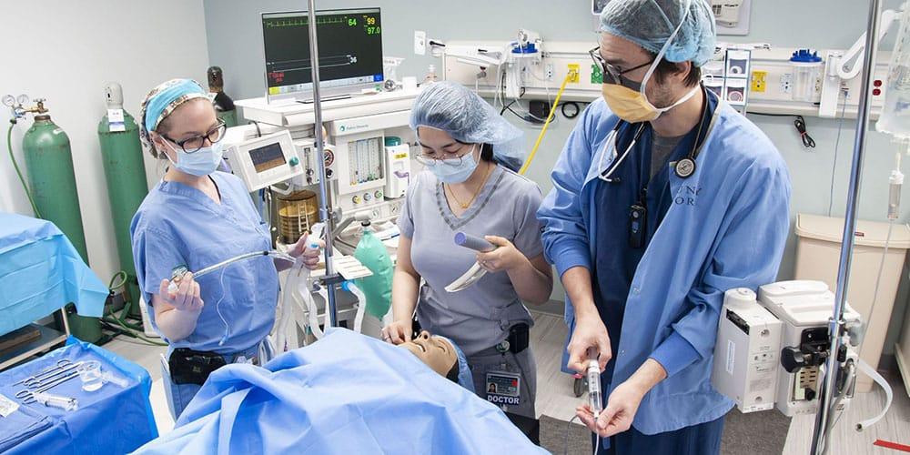Student practicing Anesthesiology techniques in the Simulation Center