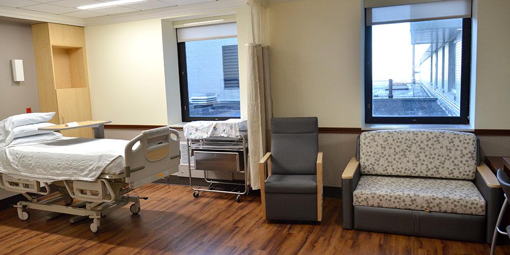 Family Birth Center Patient Room
