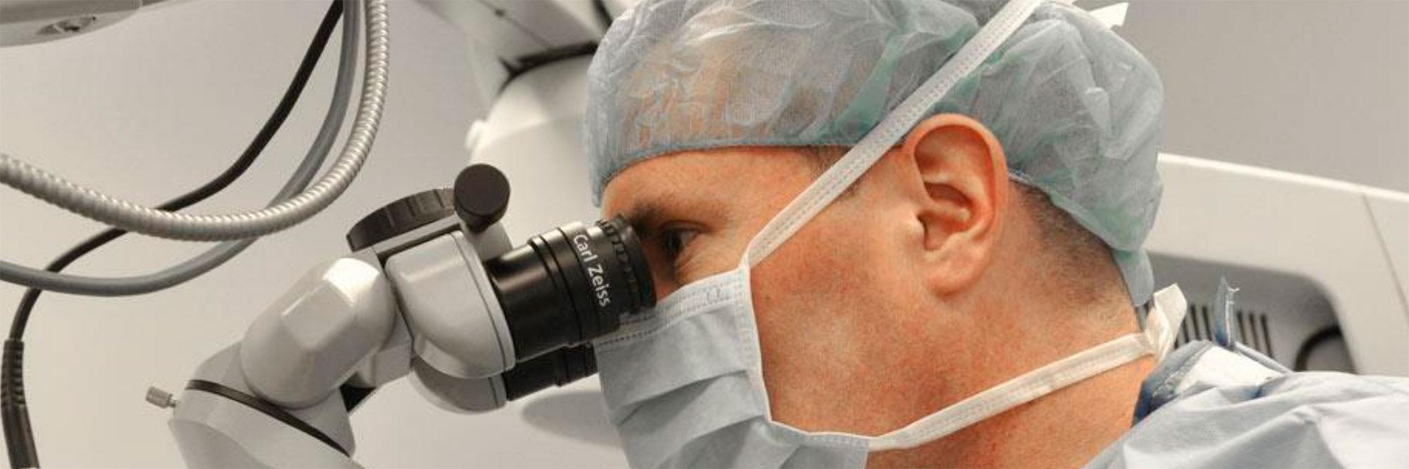 Microscope