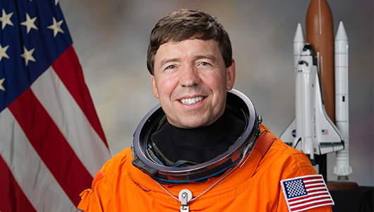 Physician and astronaut Michael Barratt to receive honorary degree at Upstate Commencement May 21