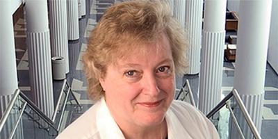 Patricia J. Numann, MD, FACS, receives American College of Surgeons Lifetime Achievement Award