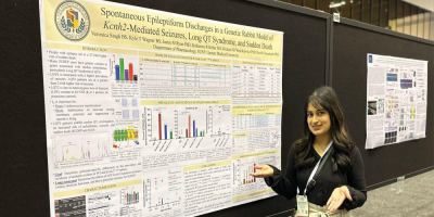Veronica presents a poster at the 2023 American Epilepsy Society national meeting