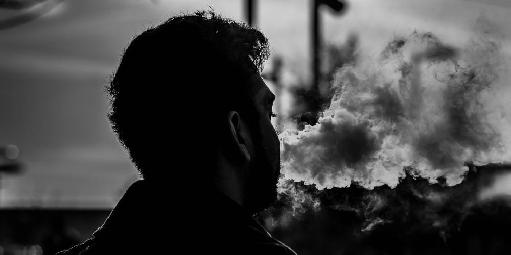 Man vaping
