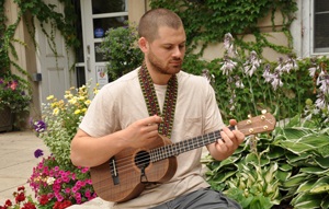 ukeleleBLG Medical students unwind with music