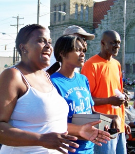 Mary Nelson and volunteers