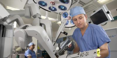 Why your doctor may recommend the da Vinci surgical robot