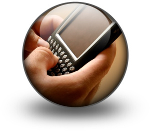 MP910216413 Typing on phone