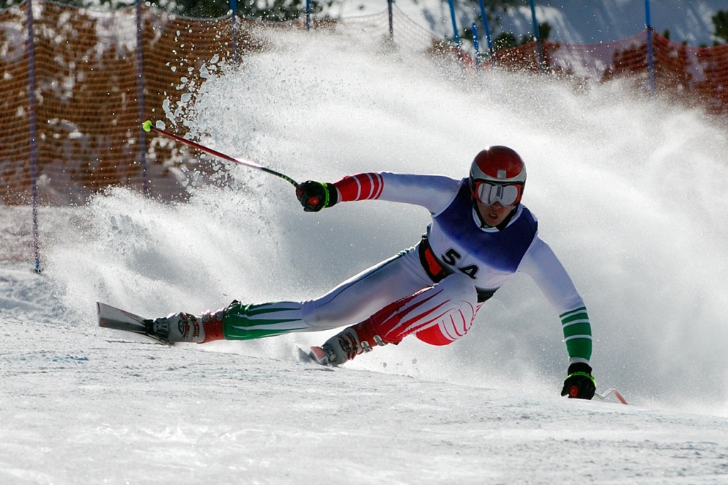 wb051353 Skiing