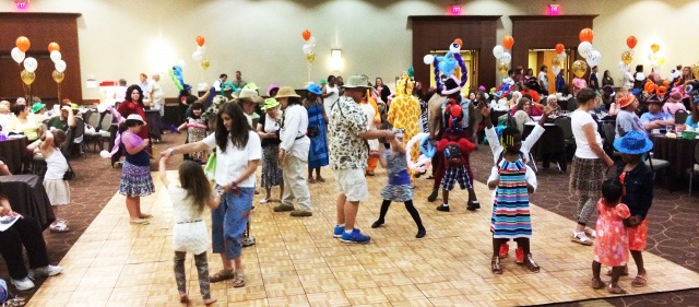 This year‘s National Cancer Survivors Day celebration drew 460 cancer survivors and their guests to a lunch buffet, music and door prizes. The event, sponsored by Upstate, featured a safari theme.