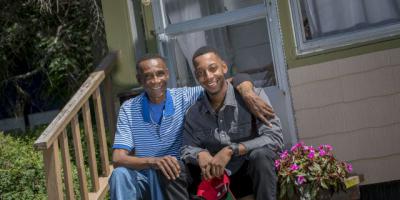 A life-saving gesture: Son donates kidney to father