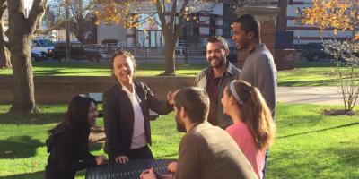 Students, fall sunshine greet incoming president in courtyard