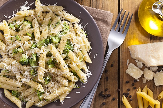 Broccoli, Garlic and Lemon Penne