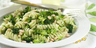 Recipe: Fusilli With Broccoli and Deconstructed Pesto